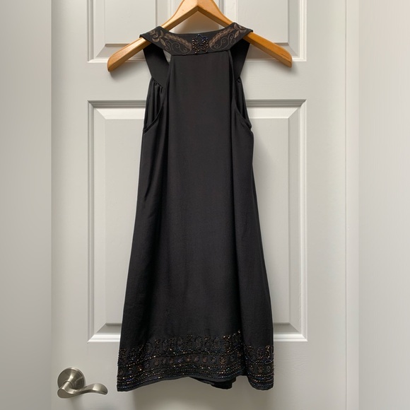 WHAT GOES AROUND COMES AROUND 💯 silk beaded and embroidered dress - Picture 2 of 13